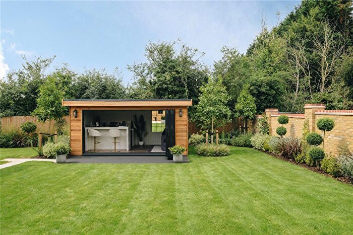 5 Bedroom Detached House For Sale In Hayfield Lodge, Over, Cambridge, CB24