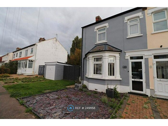 4 Bedroom Semi-Detached House To Rent In Coronation Road, Clacton-On-Sea, CO15