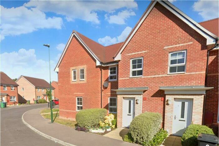 3 Bedroom Terraced House To Rent In Red Barn Crescent, Felpham, PO22