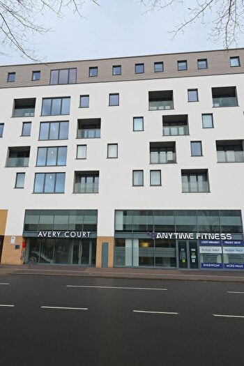 3 Bedroom Flat To Rent In Avery Court, Capitol Way, London, NW9