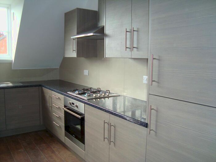 4 Bedroom Property To Rent In Westcotes Drive, Leicester, LE3