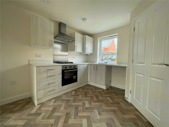 3 Bedroom End Of Terrace House For Sale In Hadfield Place, New Waltham, Grimsby, DN36