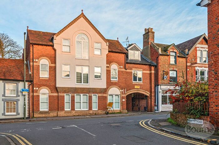 1 Bedroom Flat For Sale In Chertsey Street, Guildford, Surrey, GU1