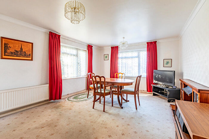 2 Bedroom Flat For Sale In Sunnyhill House East, Sunnyhill Drive, Bristol, BS11