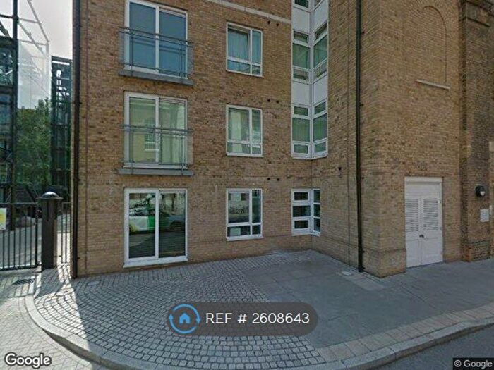 2 Bedroom Flat To Rent In Hopton Road, London, SE18