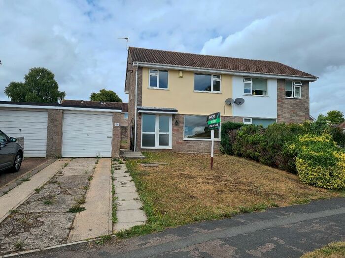 3 Bedroom Semi-Detached House To Rent In Waterford Park, Westfield, Radstock, BA3