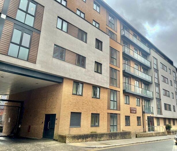 2 Bedroom Flat To Rent In Cutlass Court, Birmingham, #, B1