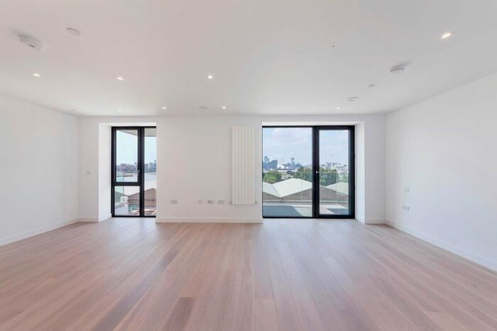 Studio To Rent In Fairwater House, Royal Wharf, London, E16