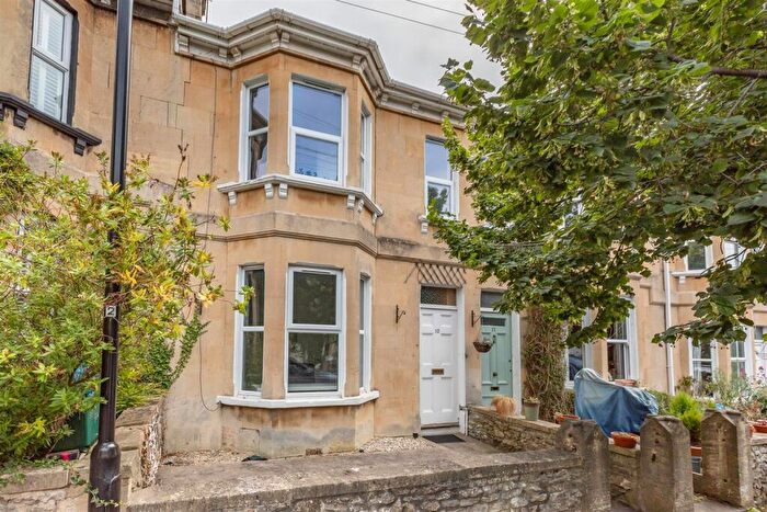 5 Bedroom Terraced House To Rent In Shaftesbury Avenue, Bath, BA1