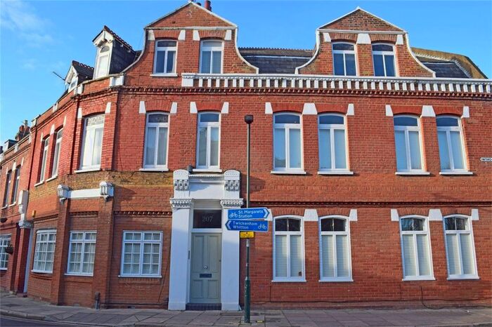 2 Bedroom Flat To Rent In Amyand Park Road, St Margarets, Twickenham, TW1