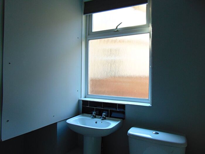 1 Bedroom Flat To Rent In Craven Street, Northampton, Northamptonshire, NN1