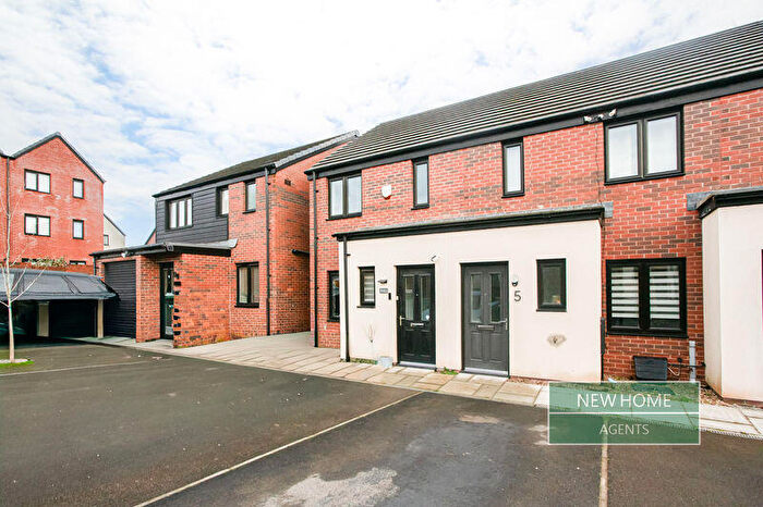 2 Bedroom End Of Terrace House For Sale In Clos Thomas Old St. Mellons, Cardiff, CF3
