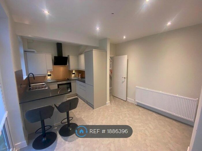 3 Bedroom Terraced House To Rent In Buller Road, Thornton Heath, CR7