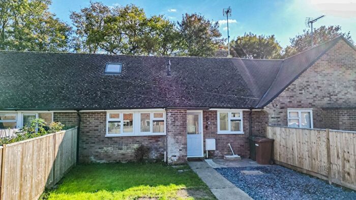 3 Bedroom Chalet For Sale In Bramley Drive, Cranbrook, TN17