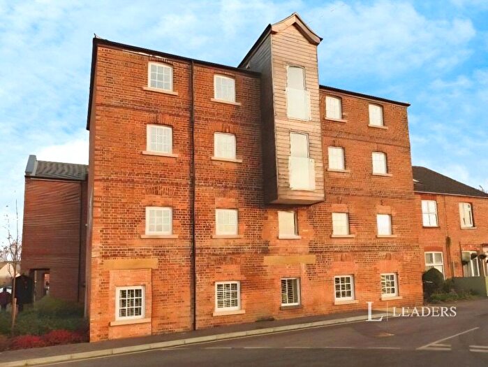 2 Bedroom Flat To Rent In Wherrys Lane, Bourne, PE10