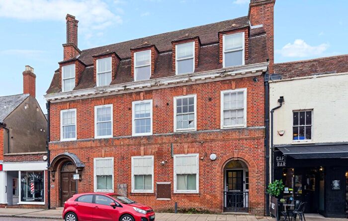 1 Bedroom Flat For Sale In High Street, Biggleswade, SG18