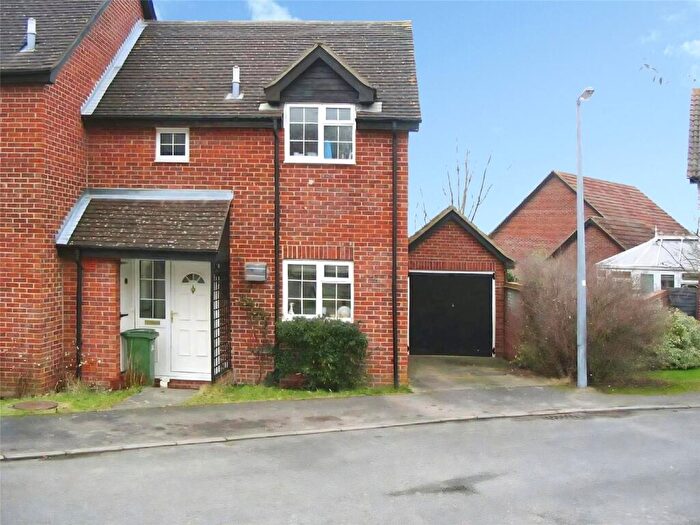 2 Bedroom Semi Detached House To Rent In Exeter Close, Basingstoke, Hampshire, RG22