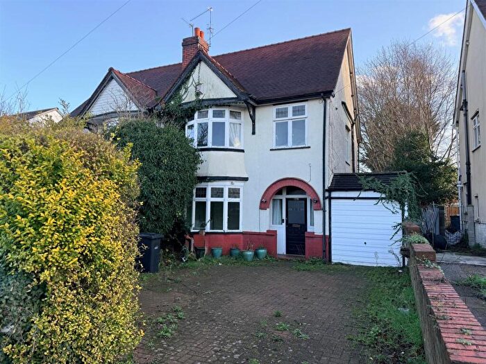 3 Bedroom Semi Detached House For Sale In High Street, Wollaston, Stourbridge, DY8