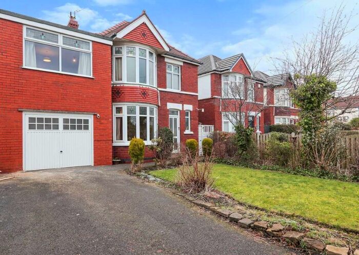 4 Bedroom Detached House To Rent In Snape Hill Lane, Dronfield, Derbyshire, S18