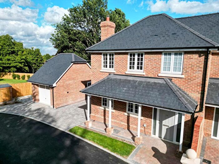 3 Bedroom Semi-Detached House For Sale In Cherry Tree Drive, Cliddesden, Basingstoke, Hampshire, RG25