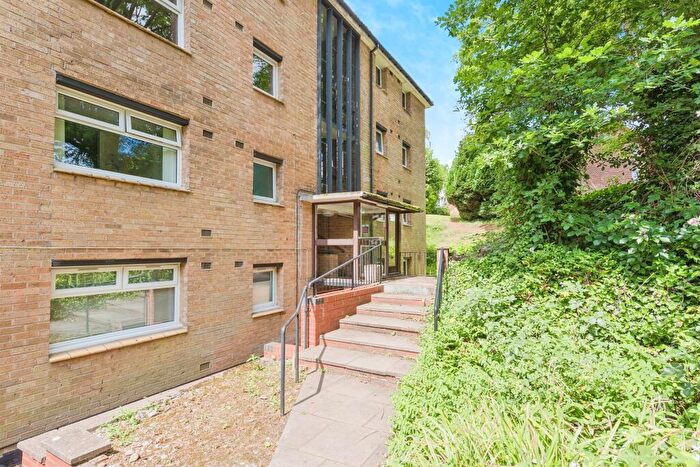 1 Bedroom Flat For Sale In Pages Close, Sutton Coldfield, B75