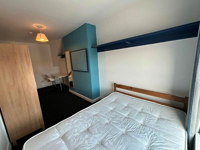6 Bedroom House To Rent In Lawrence Road, Liverpool, Merseyside, L15