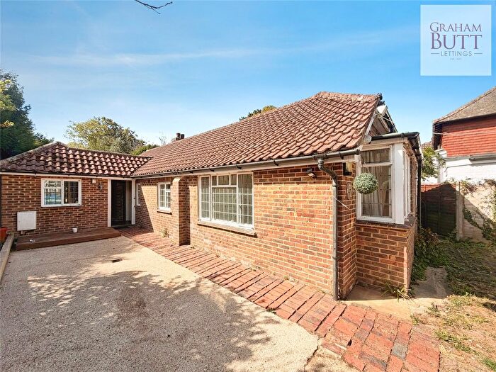 4 Bedroom Bungalow To Rent In Vicarage Lane, East Preston, Littlehampton, West Sussex, BN16