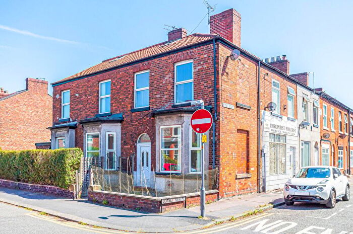 2 Bedroom End Of Terrace House To Rent In Cyprus Street, Stretford, Manchester, M32