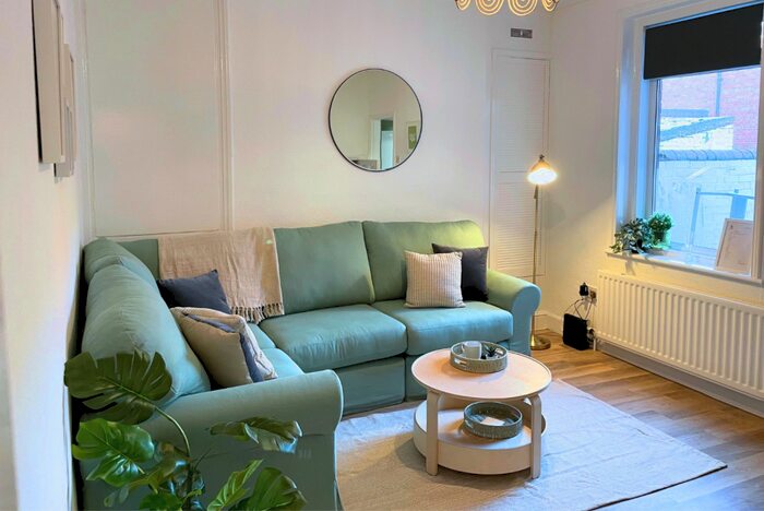 4 Bedroom House To Rent In Spencer Street, NE6