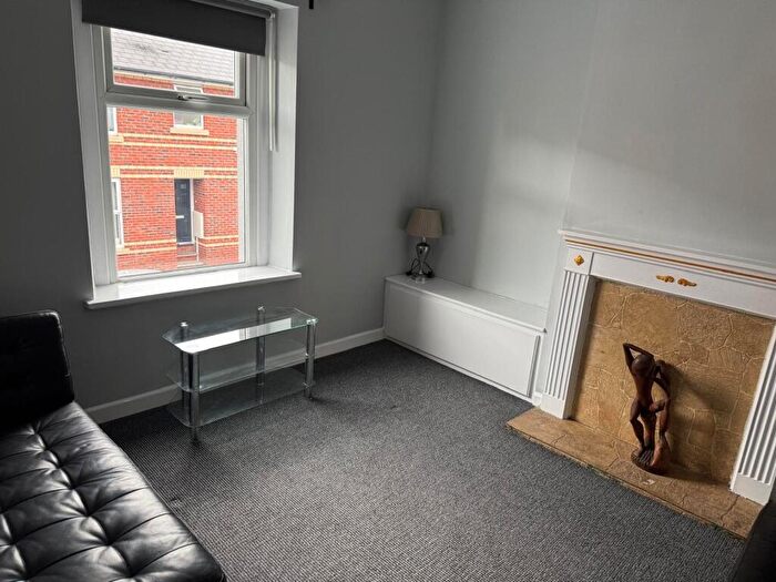 2 Bedroom Flat To Rent In Usk Street, Newport, NP19
