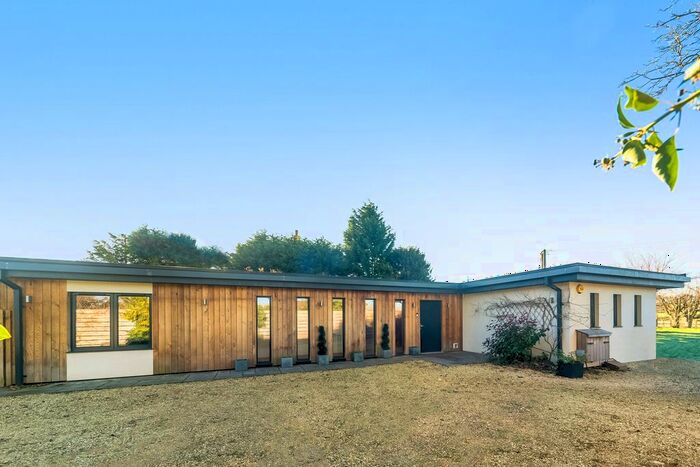 3 Bedroom Detached Bungalow For Sale In Evesham Road Norton, Worcestershire, WR11