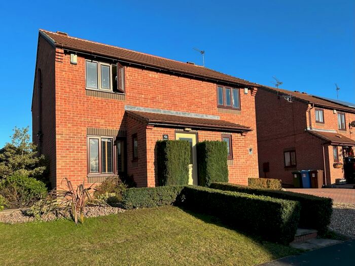 2 Bedroom Semi-Detached House To Rent In Bracken Way, Harworth, Doncaster, DN11