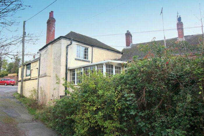 2 Bedroom Cottage For Sale In Quay Road, Tideford, Saltash, PL12