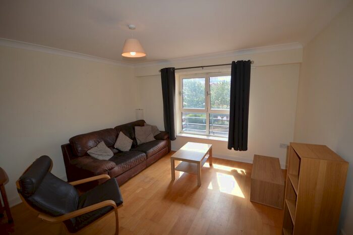 1 Bedroom Flat To Rent In Millsands, Sheffield, South Yorkshire, Uk, S3