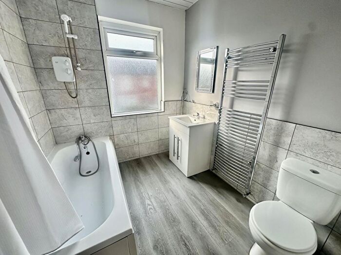 1 Bedroom Flat To Rent In Trent Road, Blackpool, FY4
