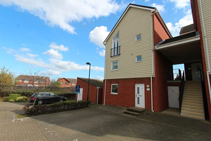 1 Bedroom Flat To Rent In Onyx Drive Sittingbourne Kent, ME10