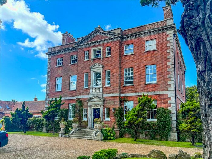 2 Bedroom Apartment For Sale In Salisbury Road, Burton, Christchurch, Dorset, BH23