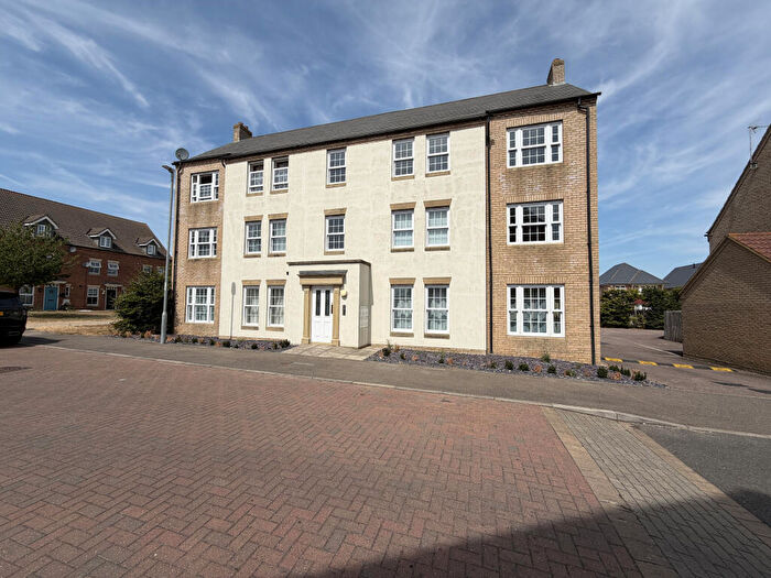 2 Bedroom Flat To Rent In Longchamp Drive, Ely, Cambridgeshire, CB7