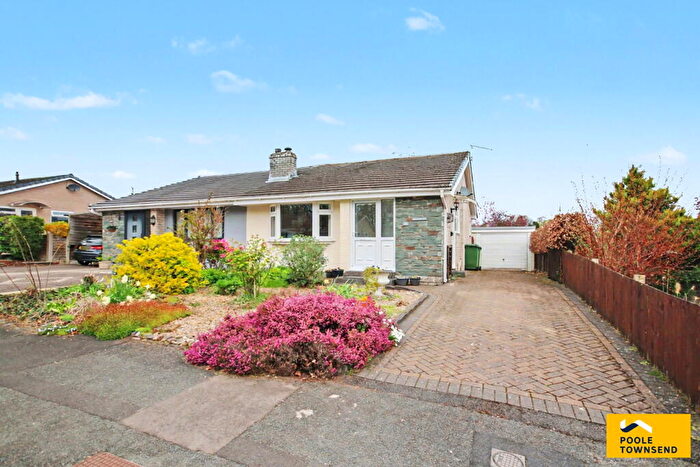 2 Bedroom Semi-Detached Bungalow For Sale In Bellingham Road, Kendal, LA9