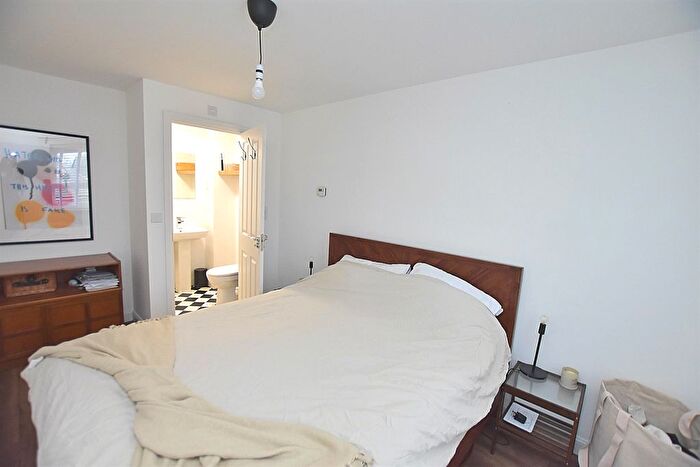 3 Bedroom Terraced House For Sale In Ginkgo Grove, Somerford, Congleton, CW12
