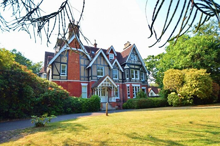 2 Bedroom Flat To Rent In Bournemouth, BH2