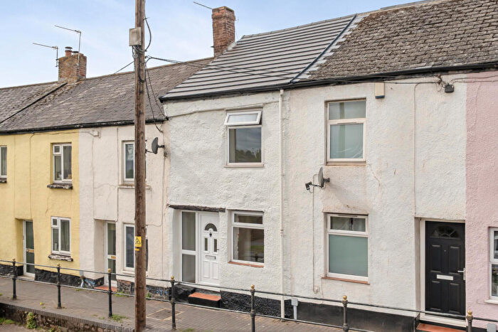 2 Bedroom House To Rent In Exeter Road, Cullompton, EX15
