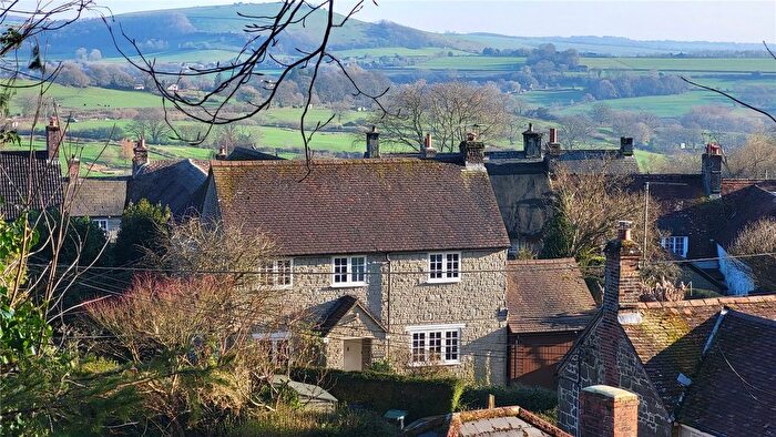 3 Bedroom Detached House For Sale In Laundry Lane, St James, Shaftesbury, Dorset, SP7