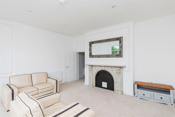 4 Bedroom Apartment To Rent In Rutland Street, Standard Hill, NG1