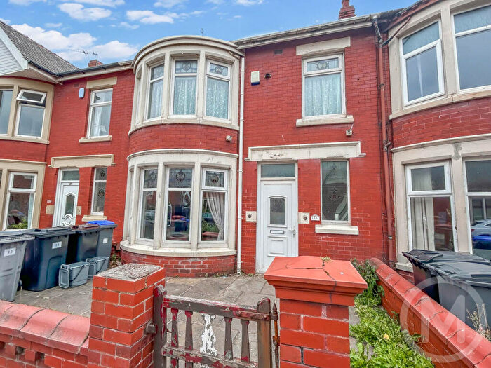3 Bedroom Terraced House For Sale In Dorchester Road, Blackpool, FY1