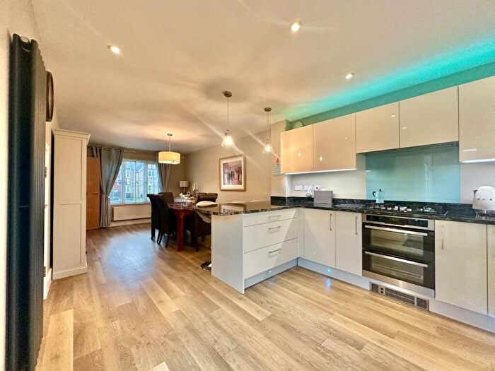 5 Bedroom Detached House For Sale In Home Farm Drive, Boughton, Northampton, NN2