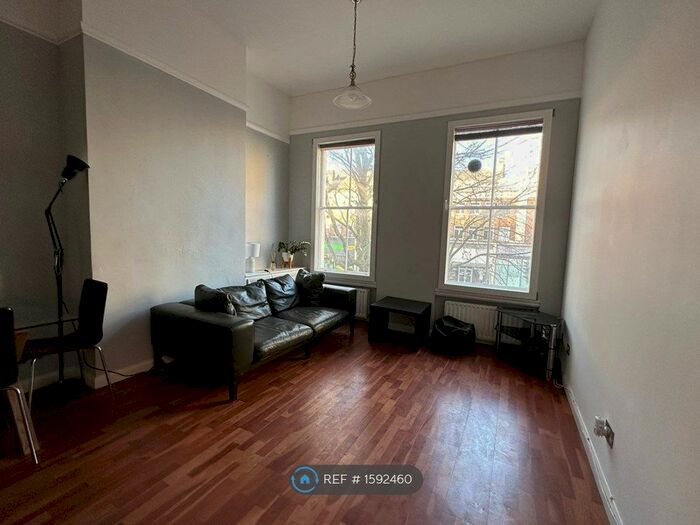 2 Bedroom Flat To Rent In Brixton Road, London, SW9