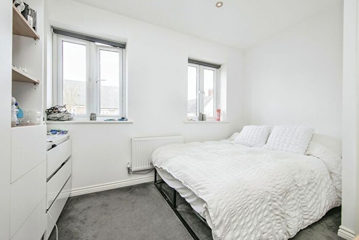 2 Bedroom Terraced House For Sale In Hampton Court Close, Colchester, CO2