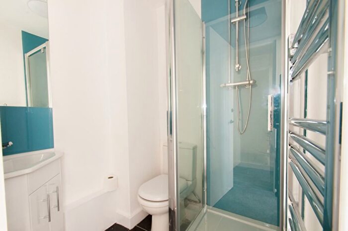 1 Bedroom Flat To Rent In The Chandlers, Leeds, LS2