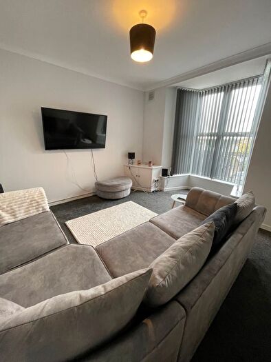 1 Bedroom Flat To Rent In Constitution Hill, Swansea, SA1